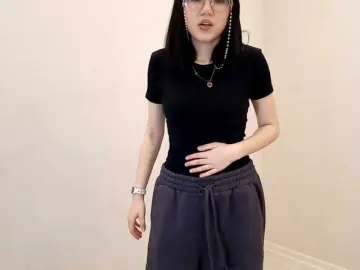 Bongacams Sex Cam of MyrleHenggeler