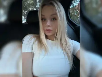 Bongacams Watch Live Sex Cams of x-NaStyA-x