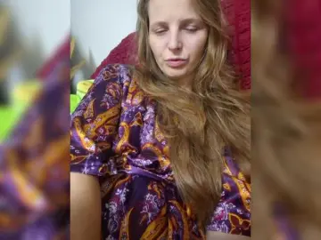 Bongacams Free Porn Cam of Lulu-Erotica