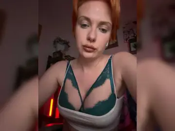 Bongacams Free Live Porn of mistress-victoria-feets