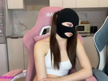 Bongacams Free Live Porn of LallyRose