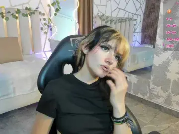Bongacams Watch Live Sex Cams of Cloee-tay1