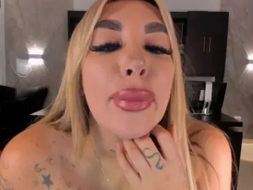Bongacams Watch Live Sex Cams of SophiePalmer