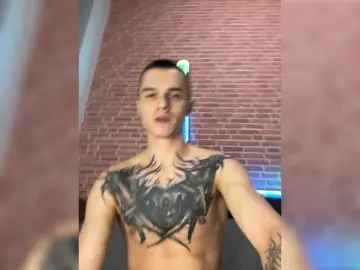 Bongacams Free Live Porn of AAOneLove