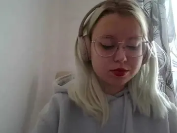 Bongacams Watch Live Sex Cams of MaddieOrgasm