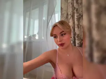 Bongacams Nude Webcam of Mila-m