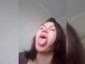Bongacams Free Porn Cam of RoxySexy