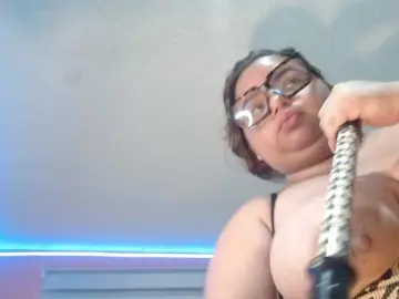 Bongacams Nude Webcam of lexxy-bbw