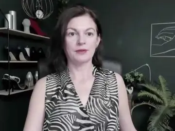 Bongacams Live Sex Cam of mrsVivian