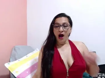 Bongacams Adult Video Chat of KarinaSuarez1