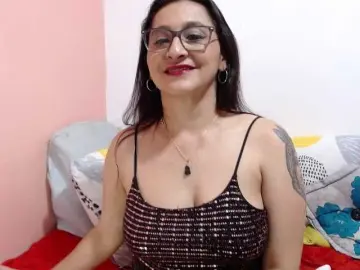 Bongacams Best Webcam of KarinaSuarez1