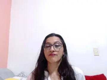 Bongacams Live Sex of KarinaSuarez1