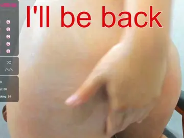 Bongacams Sex Cam of Squirtle-Girl