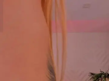 Bongacams Watch Live Sex Cams of HannaConnor