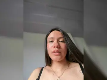 Bongacams Live Porn of Charlotte-1