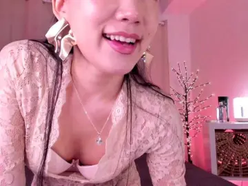 Bongacams Best live sex cam show of Divine-Madness