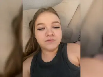Bongacams Live Sex Cam of FackBeachTrup