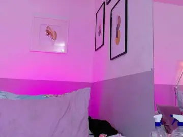 Bongacams Free Porn Cam of skinnyprinces