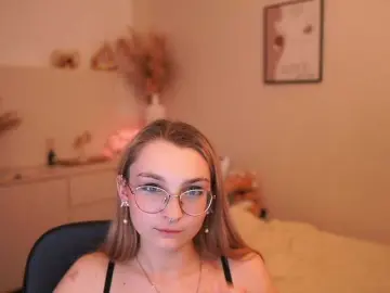 Bongacams Nude Webcam of Sophielux18