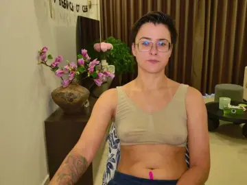 Bongacams Live Sex Cam of Sashanotfound