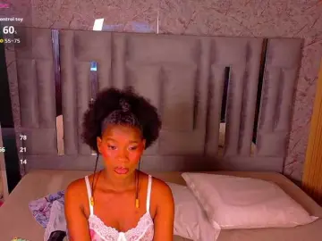 Bongacams Free Porn Cam of petitelittleebony