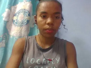 Bongacams Live Sex Cam of Emelie1a