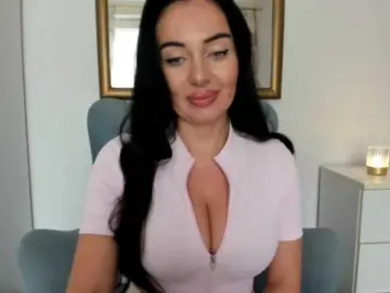 Bongacams Adult Webcam of sensuallstella