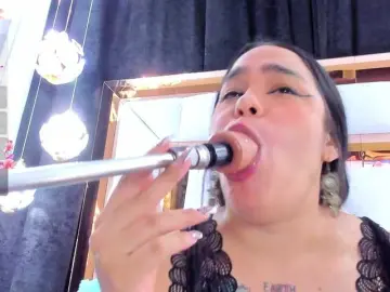 Bongacams Watch Live Sex Cams of RileySweet