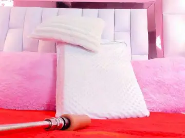 Bongacams Watch Live Sex Cams of RileySweet