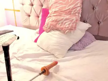 Bongacams Watch Live Sex Cams of SalmaZman