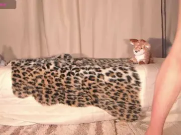 Bongacams Watch Live Sex Cams of Cute-Lolly