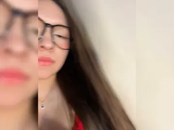 Bongacams Sex Chat of Cute-Lolly