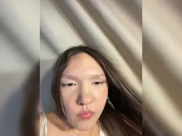 Bongacams Private Sex Chat of Cute-Lolly