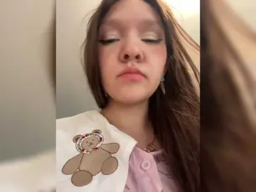 Bongacams Live Sex of Cute-Lolly