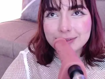 Bongacams Live Sex Cam of hairyvaleri2