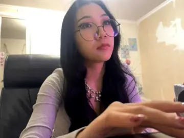 Bongacams Watch Live Sex Cams of GlennaVandermeulen