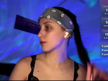 Bongacams Watch Live Sex Cams of EvaRenard