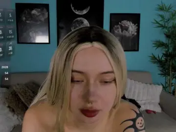 Bongacams Live Sex Cam of DragonFlya
