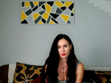 Bongacams Free Live Porn of MilfLunna