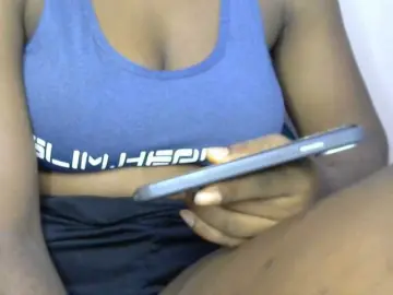 Bongacams Watch Live Sex Cams of Drippypussy07