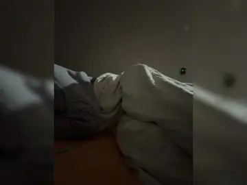Bongacams Best live sex cam show of kisssssesmee