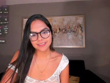 Bongacams Best live sex cam show of SaphiraJames