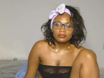Bongacams Adult Webcam of SassyAngels
