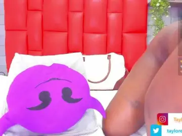 Bongacams Private Sex Chat of taylorr-evans