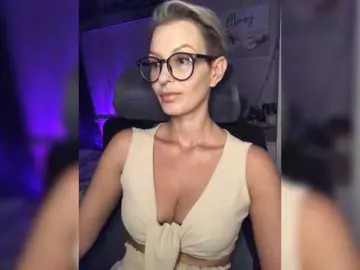Bongacams Best live sex cam show of AlikBlack