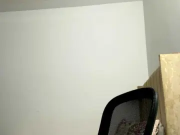 Bongacams Live Sex of Girlstrong