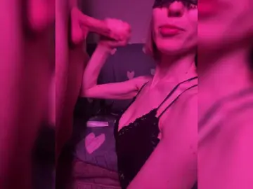 Bongacams Nude Webcam of NaughtyDuo