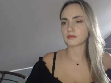 Bongacams Adult Webcam of ScarlettXQueen