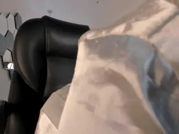 Bongacams Free Porn Cam of KayraLanne