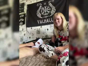 Bongacams Live Sex Cam of NIKADELE